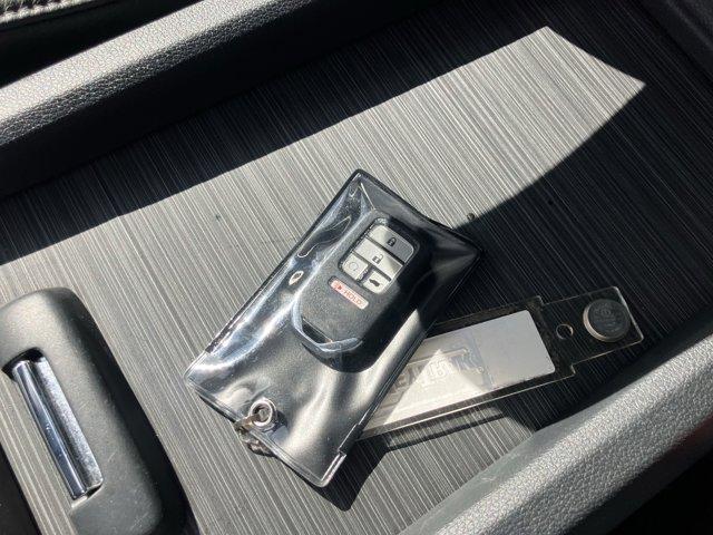 Photo of 2022 Crystal Black Pearl Honda Pilot