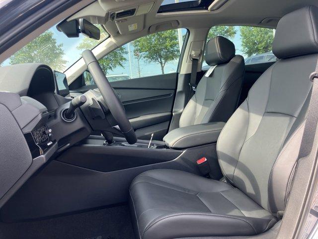 Photo of 2025 Meteorite Gray Metallic Honda Accord Hybrid