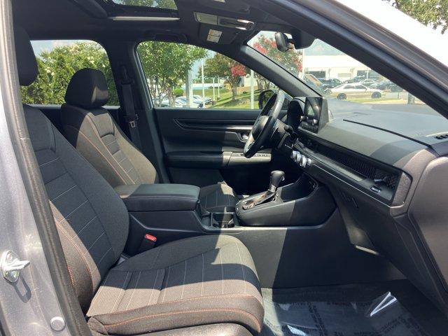 Photo of 2023 Lunar Silver Metallic Honda CR-V Hybrid