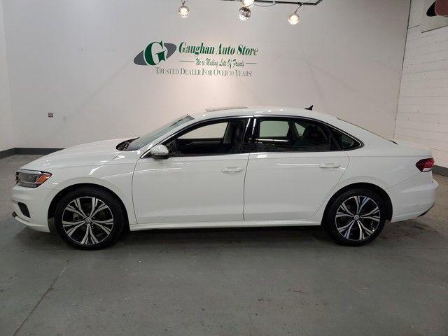 Photo of 2021 Pure White Volkswagen Passat