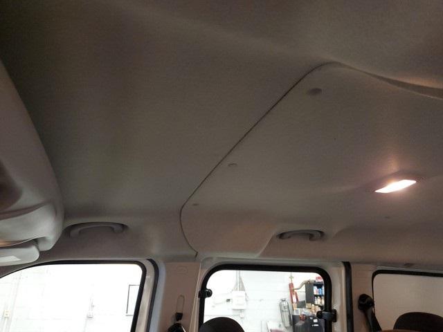 Photo of 2018 Bright White RAM ProMaster City