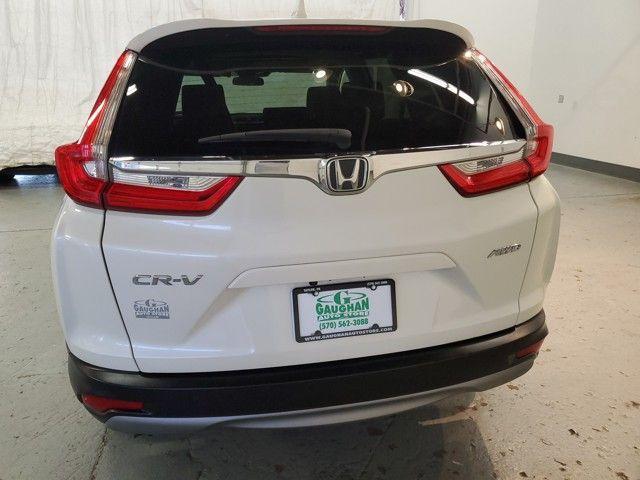 Photo of 2018 White Honda CR-V