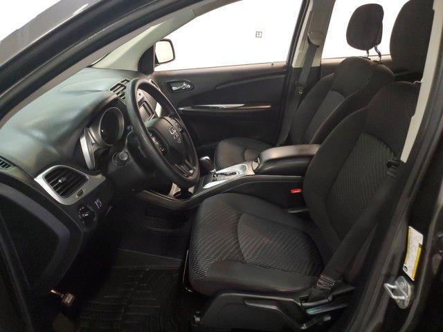 Photo of 2018 Granite Crystal Clearcoat Metallic Dodge Journey