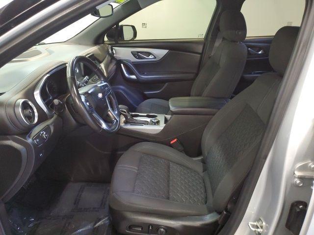 Photo of 2021 Silver Ice Metallic Chevrolet Blazer
