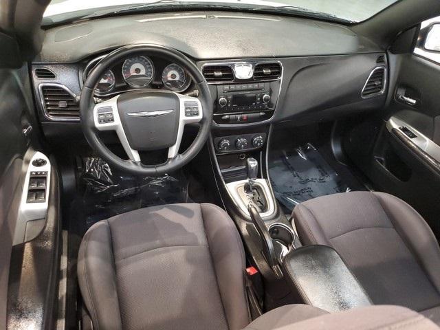 Photo of 2013 Bright White Clearcoat Chrysler 200