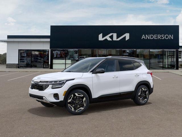 Photo of 2025 Clear White Kia Seltos