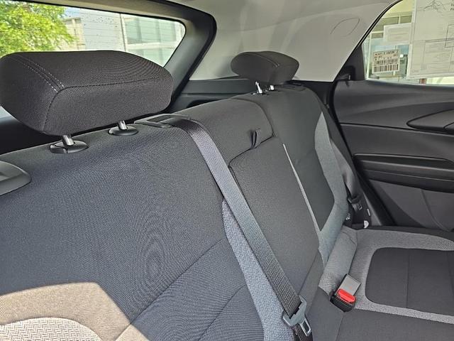 Photo of 2026 Summit White Chevrolet Trailblazer