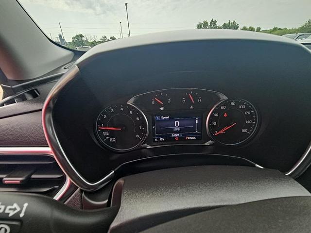 Photo of 2023 Sterling Gray Metallic Chevrolet Equinox