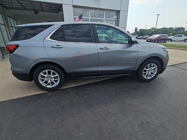 Photo of 2023 Sterling Gray Metallic Chevrolet Equinox