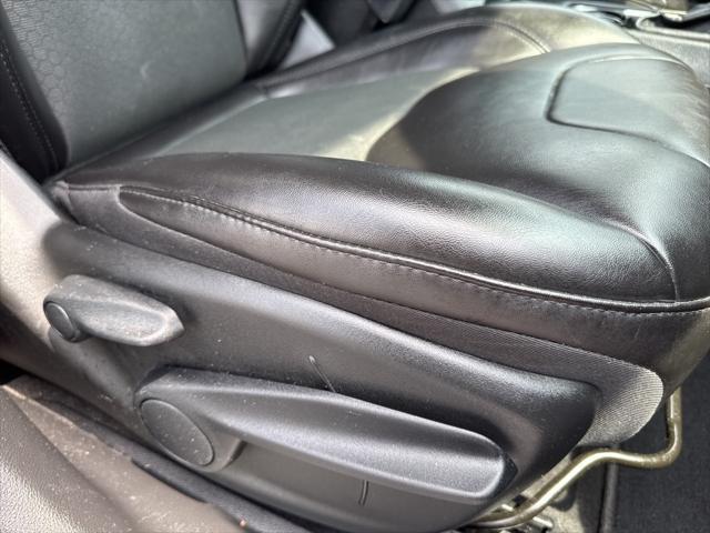 Photo of 2021 Velvet Red Pearlcoat Jeep Cherokee