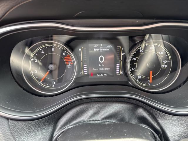 Photo of 2021 Velvet Red Pearlcoat Jeep Cherokee