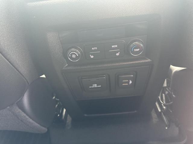 Photo of 2023 Mosaic Black Metallic Chevrolet Traverse