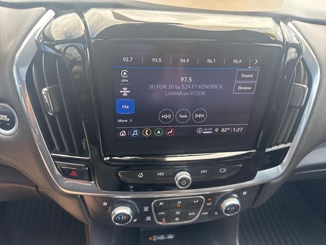 Photo of 2023 Mosaic Black Metallic Chevrolet Traverse