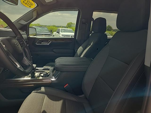 Photo of 2023 Summit White Chevrolet Silverado 1500