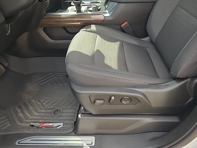 Photo of 2023 Summit White Chevrolet Silverado 1500