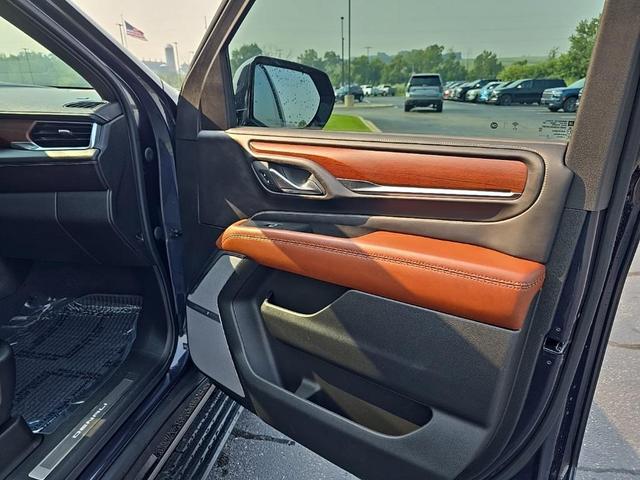 Photo of 2023 Titanium Rush Metallic GMC Yukon