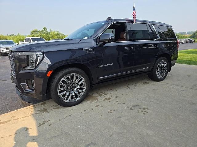 Photo of 2023 Titanium Rush Metallic GMC Yukon