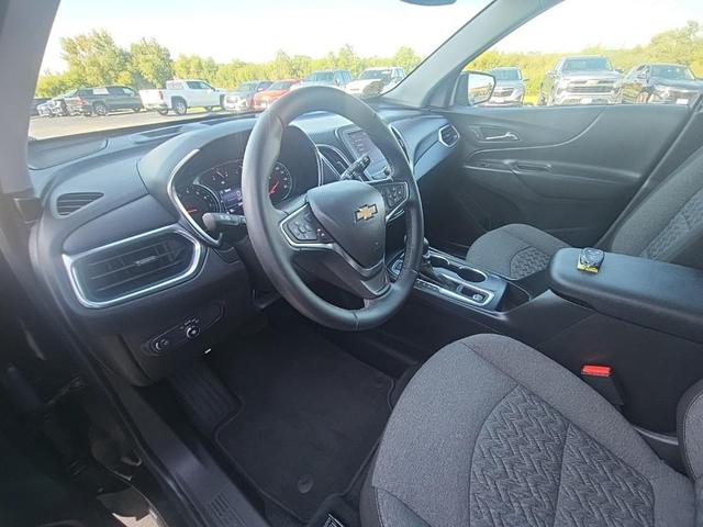 Photo of 2024 Mosaic Black Metallic Chevrolet Equinox