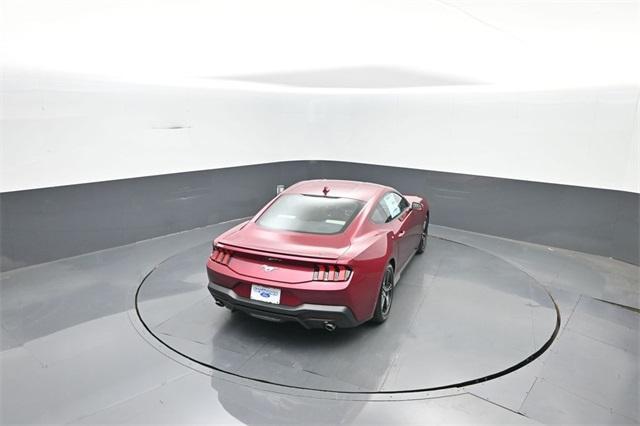 Photo of 2025 Magenta Ford Mustang