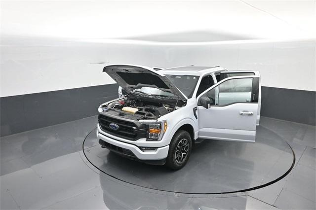Photo of 2022 Space White Metallic Ford F-150