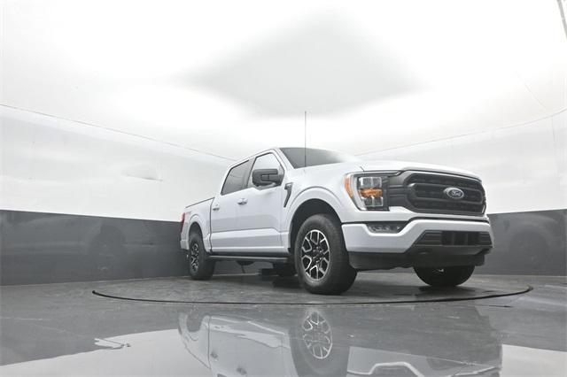 Photo of 2022 Space White Metallic Ford F-150