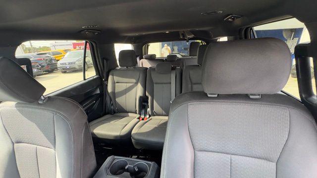 Photo of 2018 Blue Metallic Ford Expedition