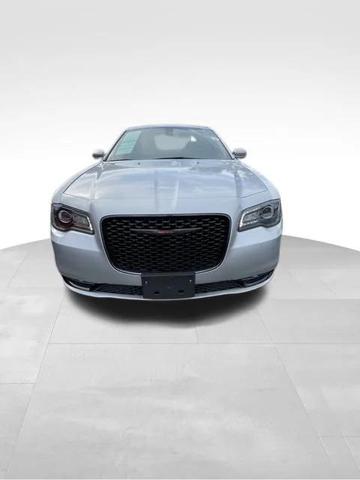 2021 Chrysler 300