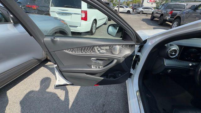 Photo of 2021 White Mercedes-Benz E-Class