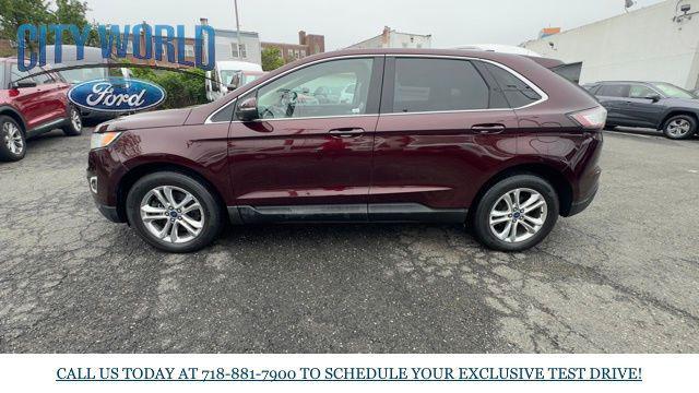 Photo of 2017 Burgundy Ford Edge