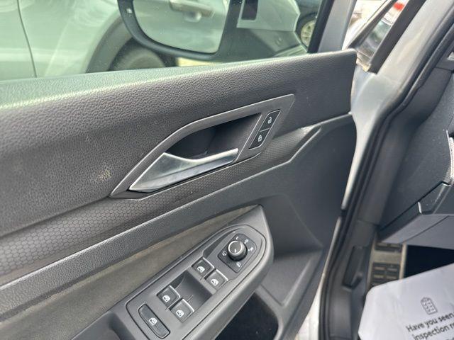 Photo of 2024 Reflex Silver Metallic Volkswagen Golf GTI