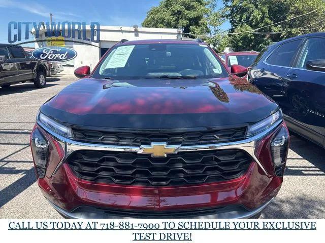 Photo of 2024 Crimson Metallic Chevrolet Trax