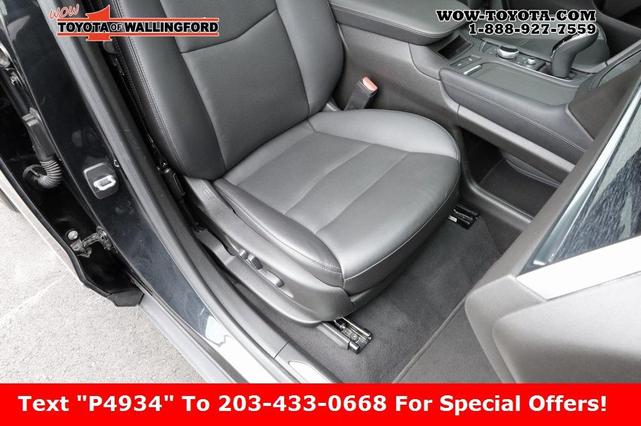 Photo of 2023 Stellar Black Metallic Cadillac XT5