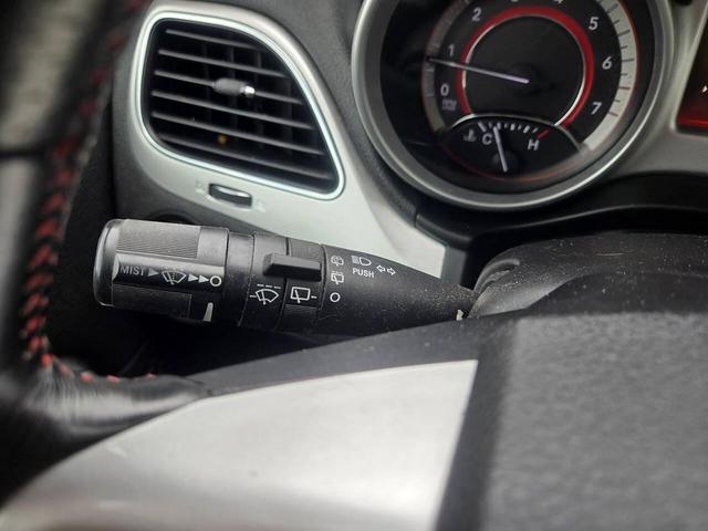 Photo of 2015 Billet Silver Metallic Clear Coat Dodge Journey
