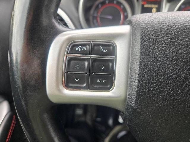 Photo of 2015 Billet Silver Metallic Clear Coat Dodge Journey