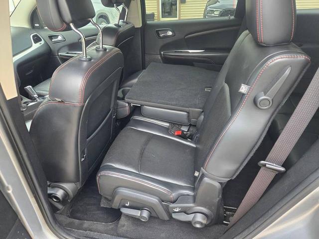 Photo of 2015 Billet Silver Metallic Clear Coat Dodge Journey