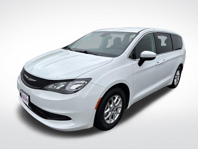 2023 Chrysler Voyager