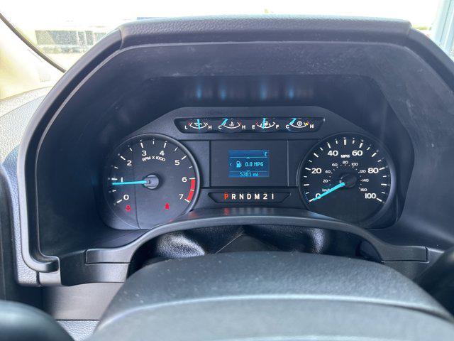 Photo of 2021 Oxford White Ford F-250