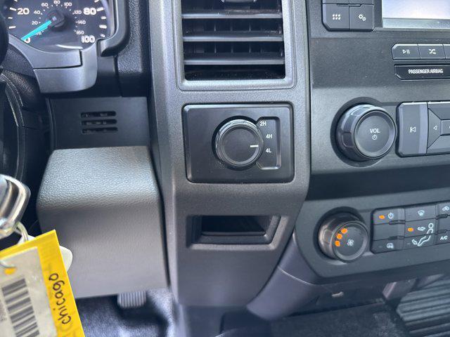 Photo of 2021 Oxford White Ford F-250