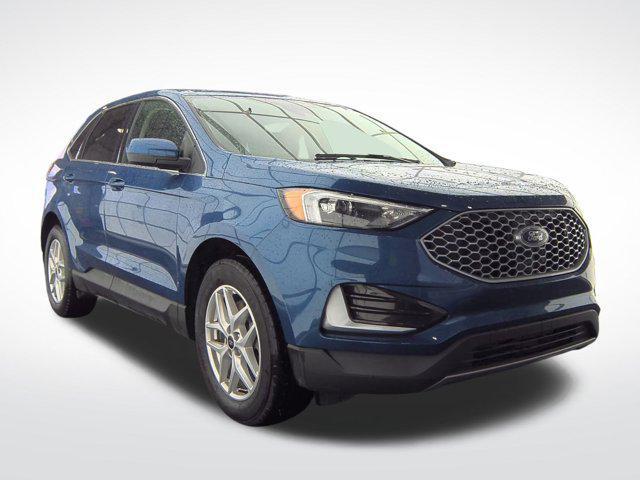 Photo of 2024 Atlas Blue Metallic Ford Edge
