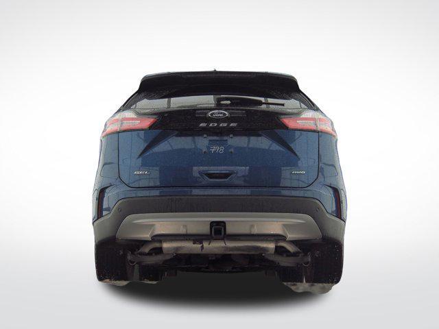 Photo of 2024 Atlas Blue Metallic Ford Edge