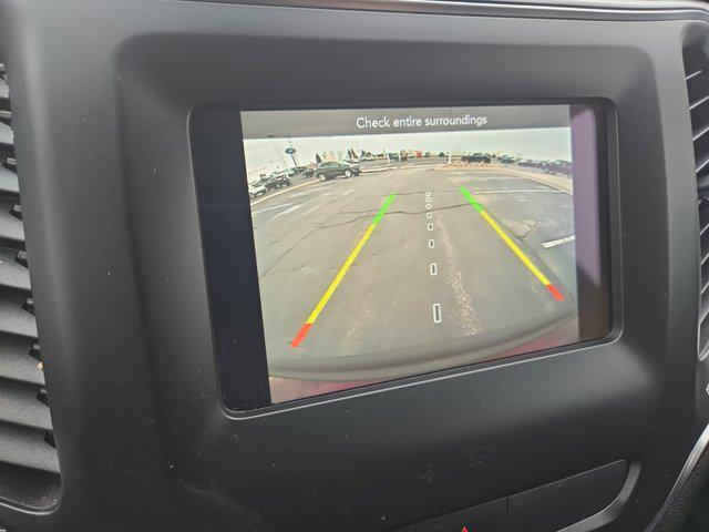 Photo of 2020 Velvet Red Pearlcoat Jeep Cherokee