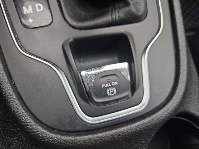 Photo of 2020 Velvet Red Pearlcoat Jeep Cherokee