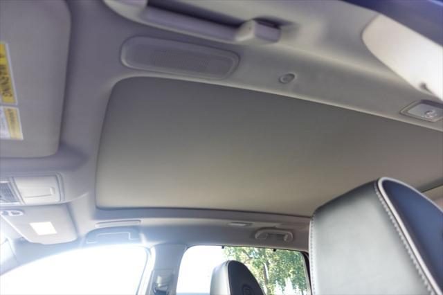 Photo of 2026 Silver Acura MDX
