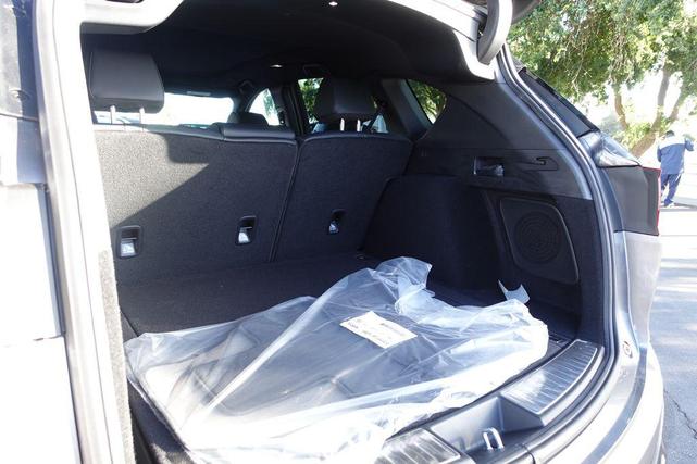 Photo of 2025 Carbon Acura RDX