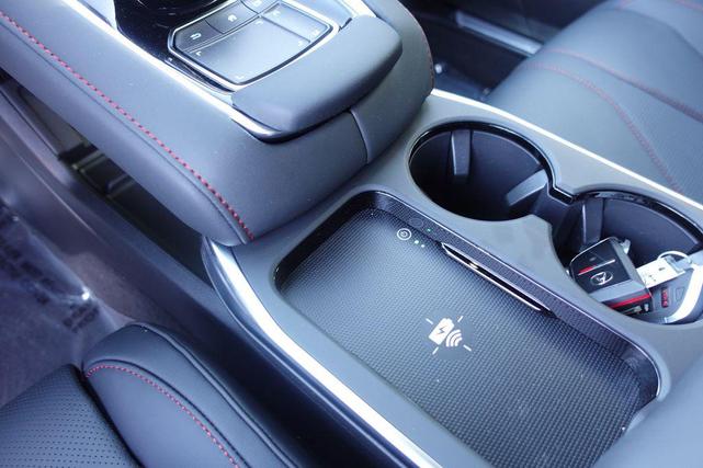 Photo of 2025 Carbon Acura RDX