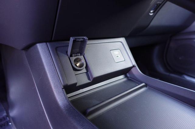 Photo of 2025 Carbon Acura RDX