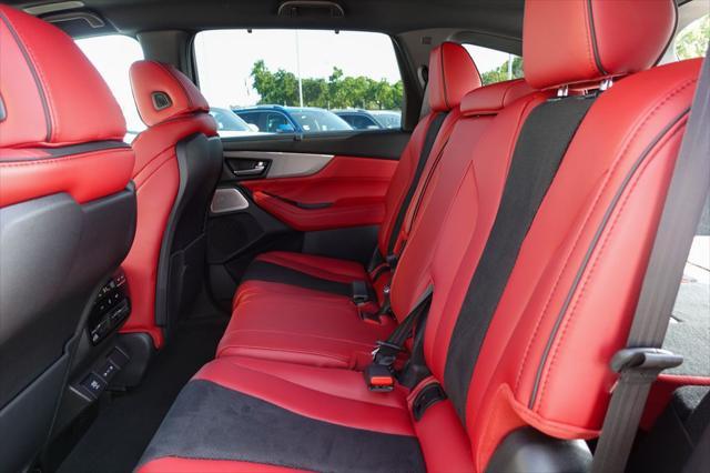 Photo of 2025 Majestic Acura MDX