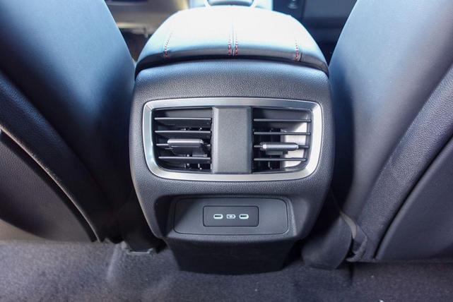 Photo of 2025 Platinum White Pearl Acura RDX