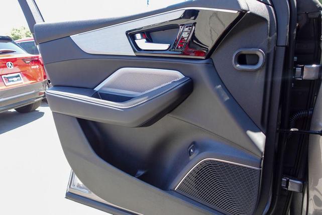Photo of 2025 Carbon Acura MDX