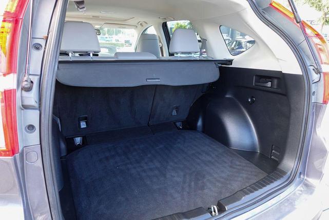 Photo of 2016 Urban Titanium Metallic Honda CR-V